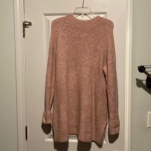 Old Navy Sweater - L